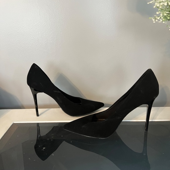 Black high heels - Picture 4 of 6